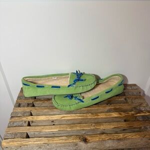 LL Bean Shearling Fleece Lined Suede Moccasin Slippers. Casual, Preppy, Comfort.